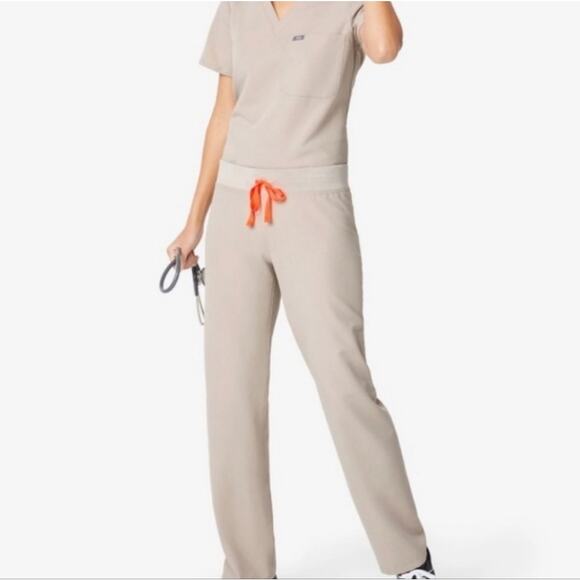 Figs Zola straight leg scrub pants in  Boulder L LARGE - Picture 1 of 6